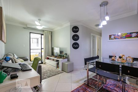 Apartamento à venda com 75m², 3 quartos e 3 vagasSala