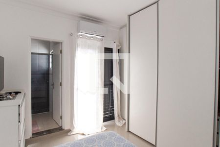 Casa à venda com 200m², 3 quartos e 6 vagasSuíte 2  