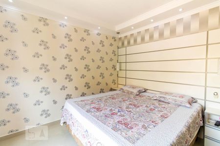 Casa à venda com 200m², 3 quartos e 6 vagasSuíte 1