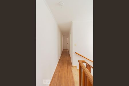 Casa à venda com 150m², 3 quartos e 2 vagas Casa à venda com 150m², 3 quartos e 2 vagasCorredor