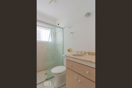 Casa à venda com 150m², 3 quartos e 2 vagas Casa à venda com 150m², 3 quartos e 2 vagasBanheiro