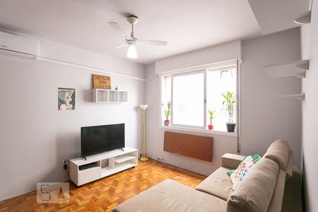 Sala de apartamento para alugar com 1 quarto, 42m² em Cidade Baixa, Porto Alegre