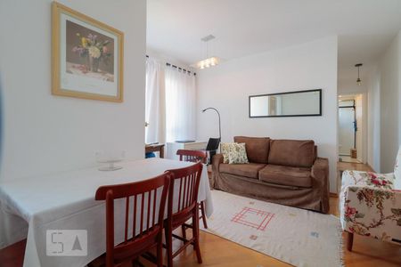 Apartamento à venda com 61m², 2 quartos e 1 vaga Apartamento à venda com 61m², 2 quartos e 1 vagaSala