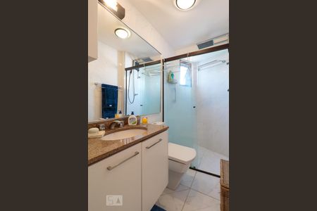 Apartamento à venda com 61m², 2 quartos e 1 vaga Apartamento à venda com 61m², 2 quartos e 1 vagaCozinha