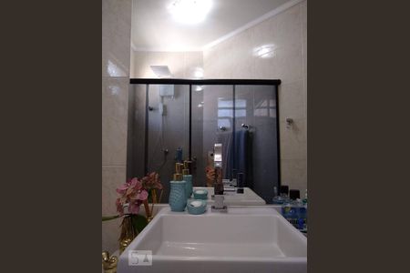 Apartamento à venda com 115m², 2 quartos e 3 vagas Apartamento à venda com 115m², 2 quartos e 3 vagasBanheiro