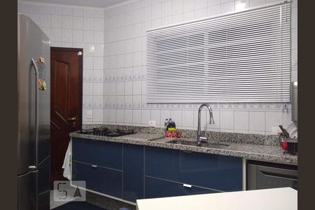 Apartamento à venda com 115m², 2 quartos e 3 vagas Apartamento à venda com 115m², 2 quartos e 3 vagasCozinha