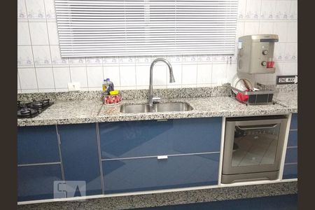 Apartamento à venda com 115m², 2 quartos e 3 vagas Apartamento à venda com 115m², 2 quartos e 3 vagasCozinha