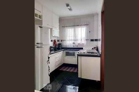 Cozinha de apartamento à venda com 2 quartos, 76m² em Gopoúva, Guarulhos