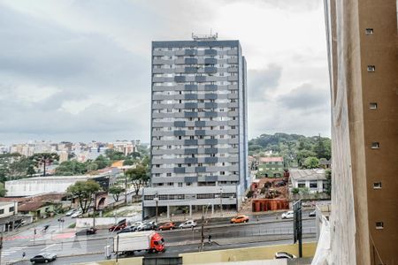 Vista de apartamento para alugar com 3 quartos, 60m² em Bacacheri, Curitiba