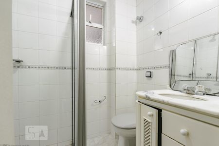 Banheiro Social de apartamento para alugar com 3 quartos, 60m² em Bacacheri, Curitiba