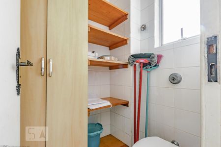 Apartamento para alugar com 60m², 3 quartos e 1 vaga Apartamento para alugar com 60m², 3 quartos e 1 vagaBanheiro de Serviço