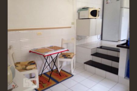 cozinha de casa à venda com 3 quartos, 210m² em Jardim Colombo, São Paulo