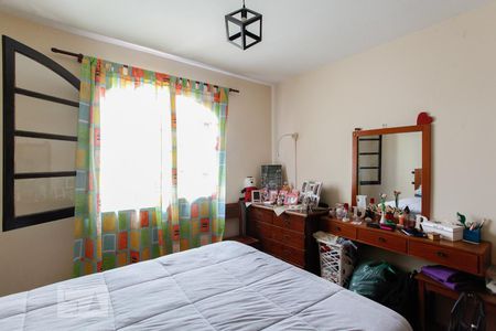 Suíte 1 de casa à venda com 4 quartos, 250m² em Vila Fachini, São Paulo