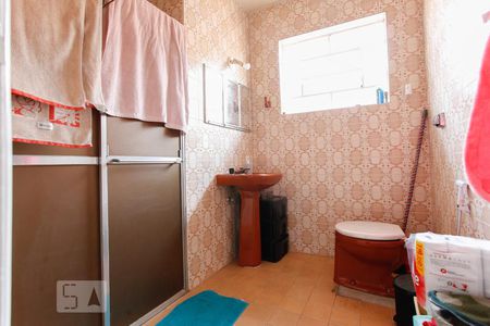 Banheiro da Suíte 1 de casa à venda com 4 quartos, 250m² em Vila Fachini, São Paulo