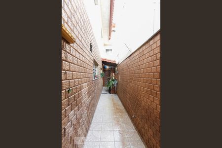 Casa à venda com 189m², 3 quartos e 2 vagasCorredor Externo 