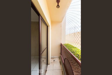Varanda de apartamento à venda com 2 quartos, 62m² em Jardim das Bandeiras, Campinas