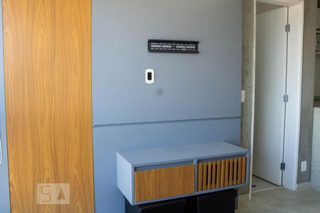 Sala de kitnet/studio para alugar com 1 quarto, 38m² em Campo Belo, São Paulo