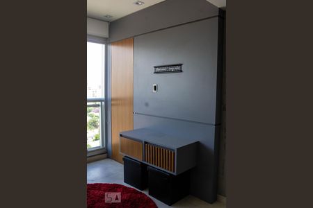 Sala de kitnet/studio para alugar com 1 quarto, 38m² em Campo Belo, São Paulo