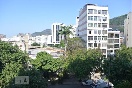 Apartamento para alugar com 65m², 2 quartos e sem vagaVista