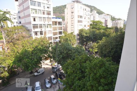 Apartamento para alugar com 65m², 2 quartos e sem vagaVista