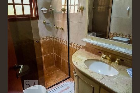 Banheiro de casa à venda com 3 quartos, 170m² em Vila Nova Carolina, São Paulo