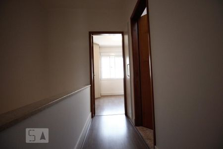 Casa de condomínio para alugar com 100m², 3 quartos e 1 vagaCorredor