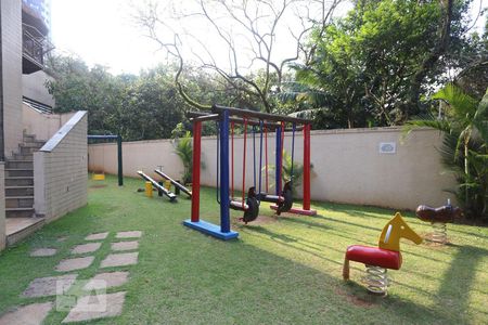 Apartamento à venda com 95m², 3 quartos e 2 vagasÁrea Comum - Playground