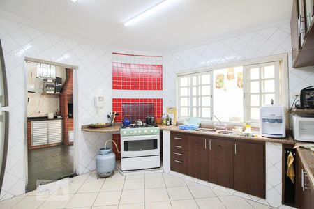 Casa à venda com 370m², 4 quartos e 3 vagasCozinha