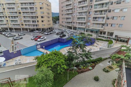 Apartamento para alugar com 84m², 3 quartos e 1 vagaPiscina