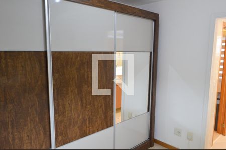 Apartamento para alugar com 84m², 3 quartos e 1 vagaCloset da Suíte 1