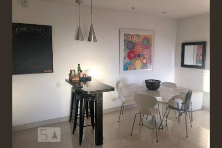 Apartamento para alugar com 80m², 2 quartos e 1 vaga Apartamento para alugar com 80m², 2 quartos e 1 vagaCozinha