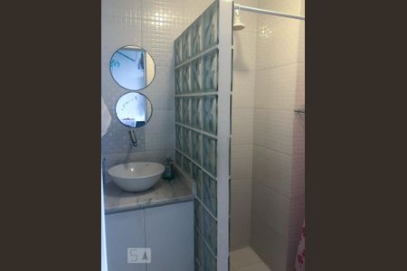 Apartamento para alugar com 80m², 2 quartos e 1 vaga Apartamento para alugar com 80m², 2 quartos e 1 vagaBanheiro de Serviço