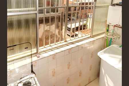 Apartamento à venda com 47m², 1 quarto e sem vaga Apartamento à venda com 47m², 1 quarto e sem vagaArea Serviço