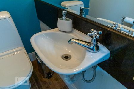 Detalhe do Lavabo de kitnet/studio para alugar com 1 quarto, 60m² em Alphaville Industrial, Barueri