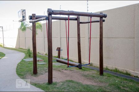 Área externa de apartamento à venda com 2 quartos, 45m² em São José, Canoas