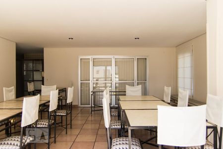 Apartamento para alugar com 150m², 3 quartos e 2 vagas Apartamento para alugar com 150m², 3 quartos e 2 vagasÁrea Comum - Salão de Festas