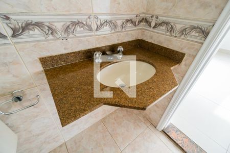 Apartamento para alugar com 150m², 3 quartos e 2 vagas Apartamento para alugar com 150m², 3 quartos e 2 vagasBanheiro da Cobertura - Pia