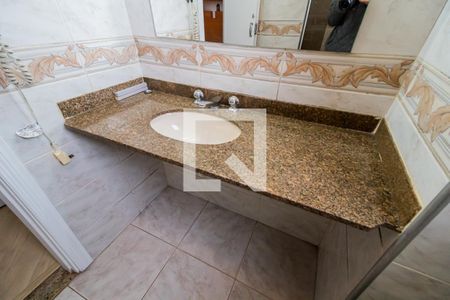 Apartamento para alugar com 150m², 3 quartos e 2 vagas Apartamento para alugar com 150m², 3 quartos e 2 vagasBanheiro da Suíte