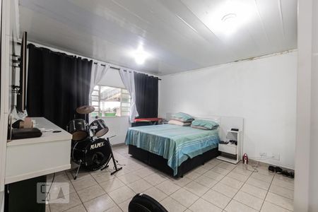 Quarto de casa para alugar com 2 quartos, 120m² em Vila Bertioga, São Paulo