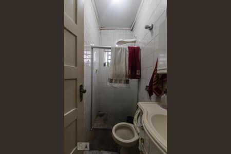 Casa para alugar com 120m², 2 quartos e 3 vagas Casa para alugar com 120m², 2 quartos e 3 vagasBanheiro