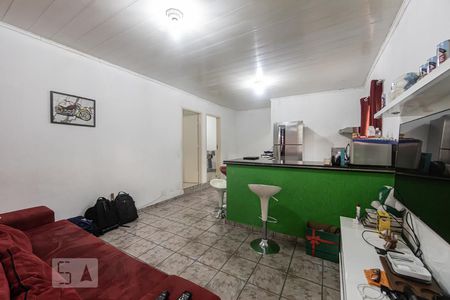 Sala de casa para alugar com 2 quartos, 120m² em Vila Bertioga, São Paulo
