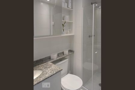 Apartamento à venda com 49m², 2 quartos e 1 vaga Apartamento à venda com 49m², 2 quartos e 1 vagaBanheiro