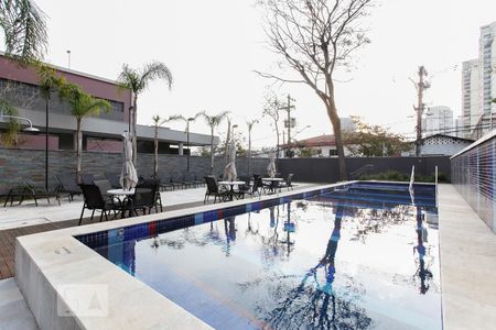 Apartamento à venda com 49m², 2 quartos e 1 vaga Apartamento à venda com 49m², 2 quartos e 1 vagaÁrea comum - Piscina