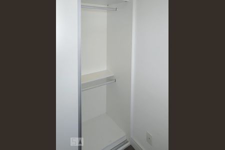 Quarto 2 de apartamento à venda com 2 quartos, 49m² em Vila Santa Catarina, São Paulo