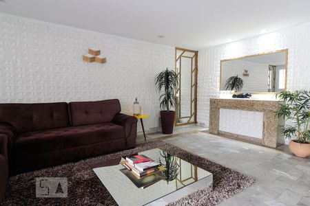 Apartamento à venda com 62m², 2 quartos e 1 vagaHall de Entrada