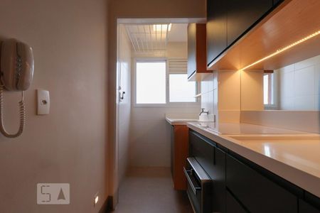 Apartamento à venda com 43m², 1 quarto e 1 vagaCozinha