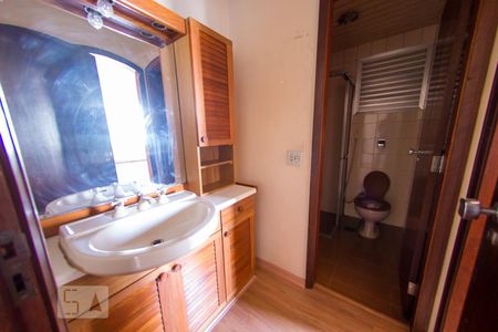 Banheiro de apartamento para alugar com 1 quarto, 31m² em Jardim Paulista, São Paulo