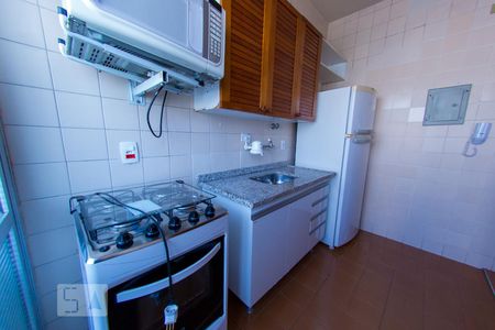 Cozinha de apartamento para alugar com 1 quarto, 31m² em Jardim Paulista, São Paulo