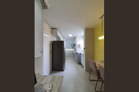 Cozinha de apartamento à venda com 2 quartos, 50m² em Liberdade, São Paulo