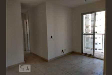 Sala de apartamento para alugar com 2 quartos, 51m² em Recreio dos Bandeirantes, Rio de Janeiro